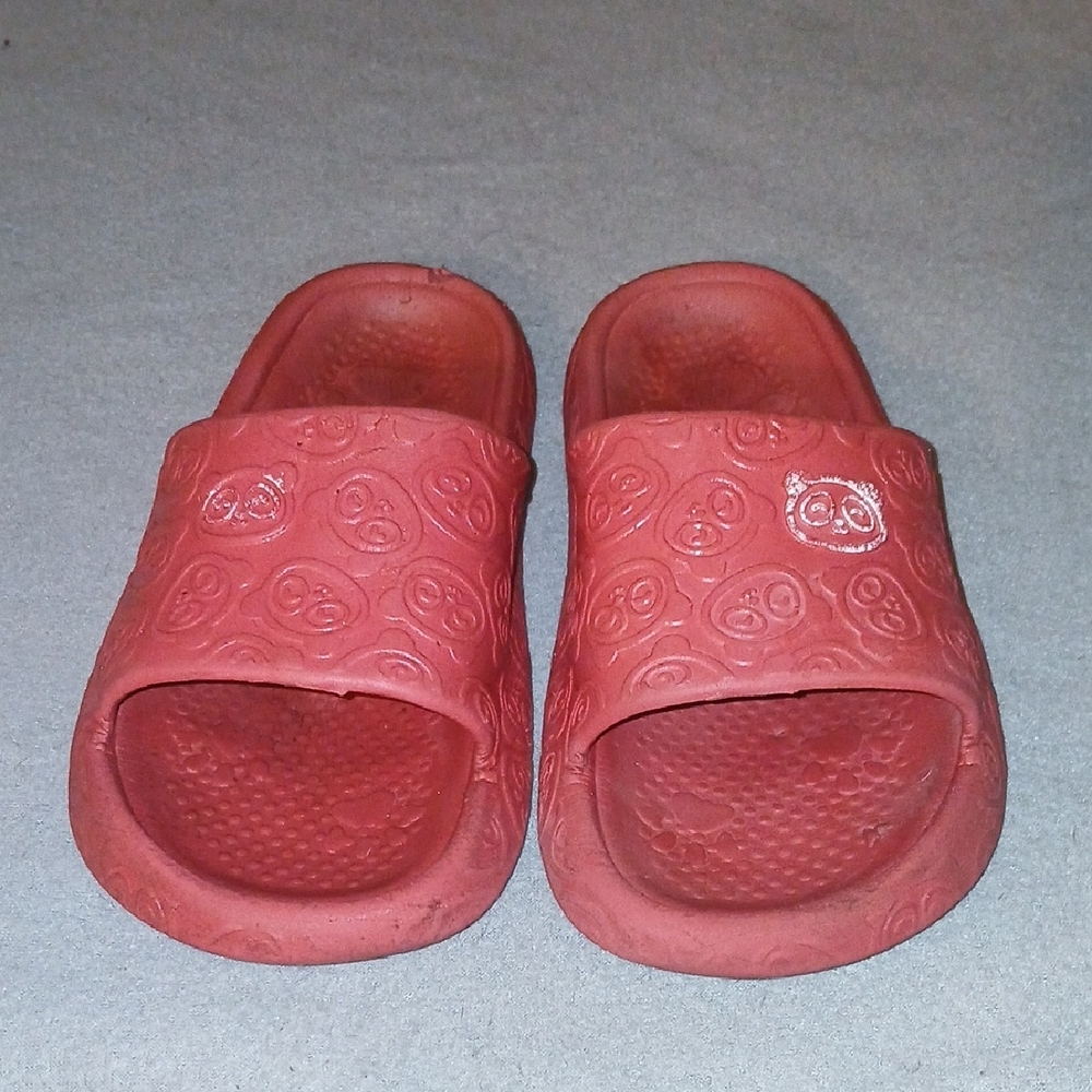 Women's Red Slides